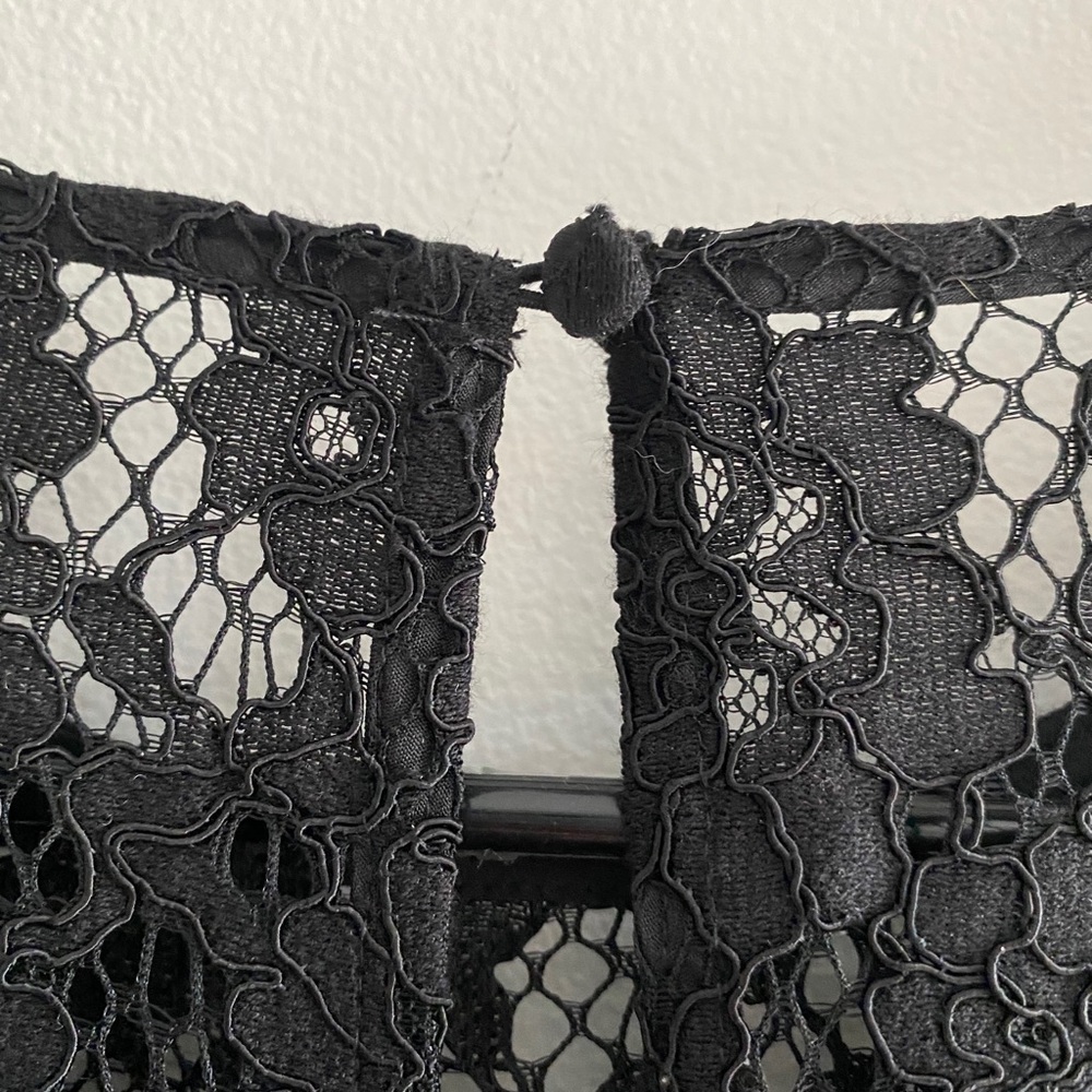 J CREW chic black tiered pleated lace top size 2 like new - Picture 9 of 13